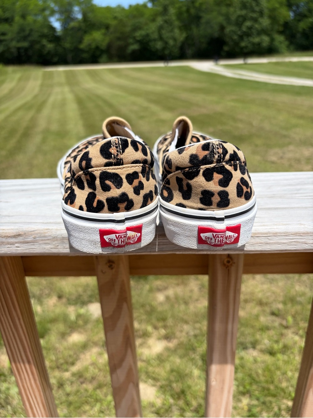 Vans Slip-On Leopard Print Slip On Shoes/Sneaker WM’s US S7.5 & Men’s US 6 Used - Picture 5 of 13